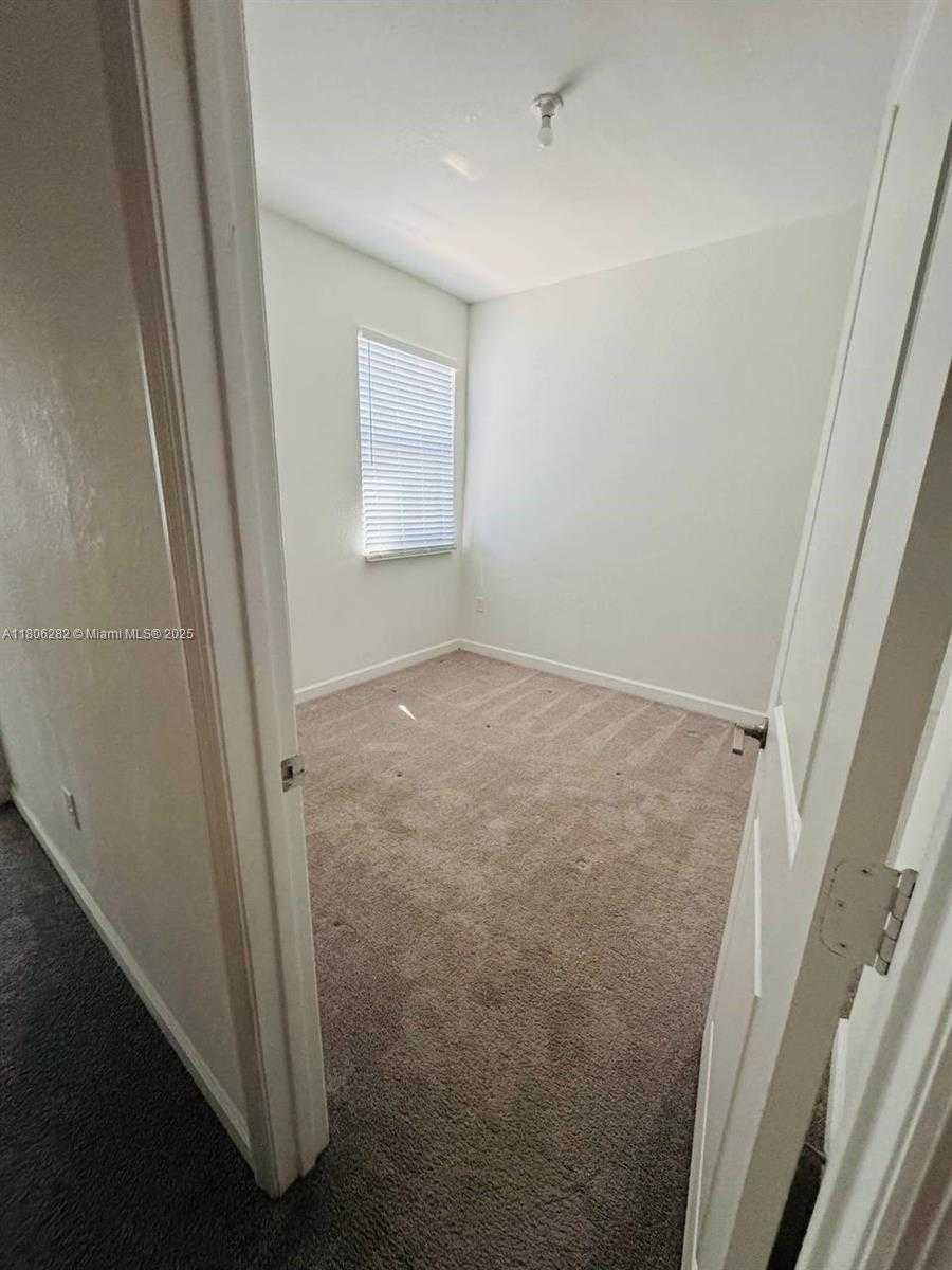 Small Image of 11869 SOUTH WEST 246TH TER, Homestead Number 11