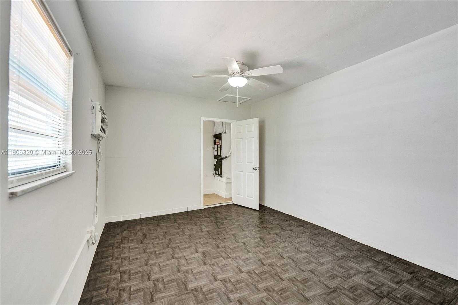 Small Image of 5861 NORTH WEST 18TH CT, Sunrise Number 28