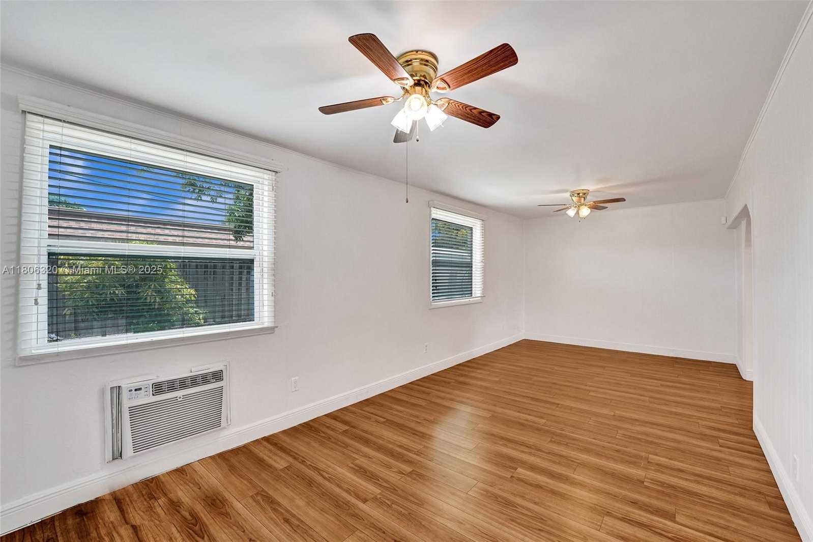 Small Image of 5861 NORTH WEST 18TH CT, Sunrise Number 32