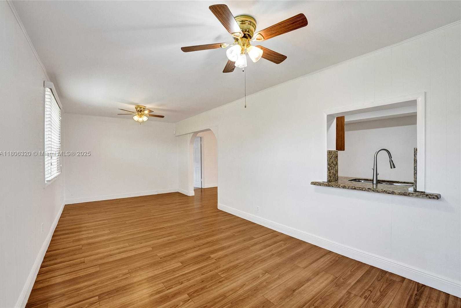 Small Image of 5861 NORTH WEST 18TH CT, Sunrise Number 33