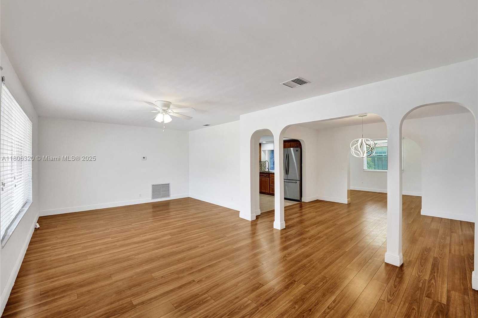 Small Image of 5861 NORTH WEST 18TH CT, Sunrise Number 4