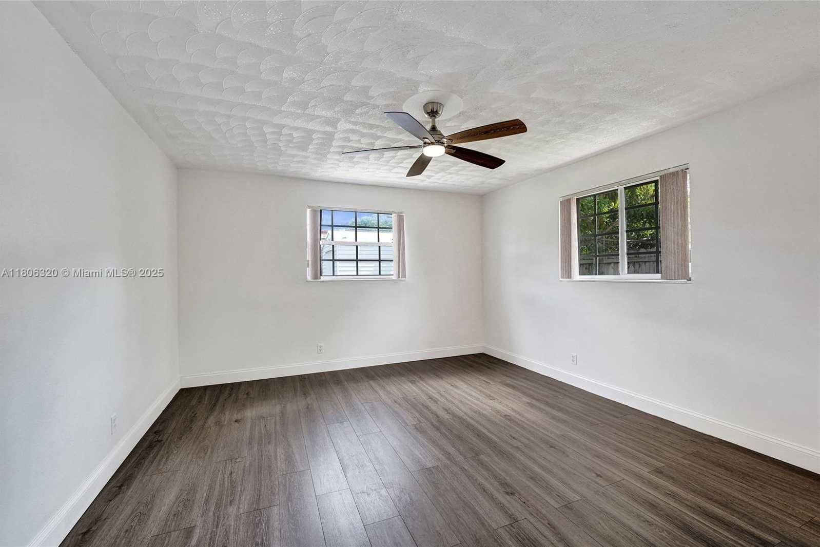 Small Image of 5861 NORTH WEST 18TH CT, Sunrise Number 41