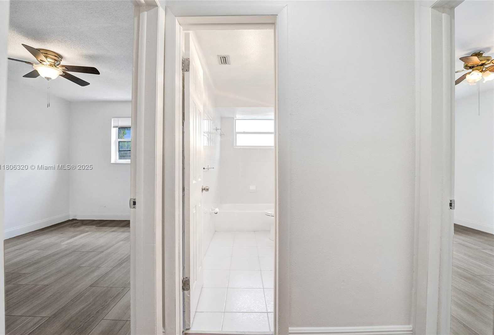 Small Image of 5861 NORTH WEST 18TH CT, Sunrise Number 45