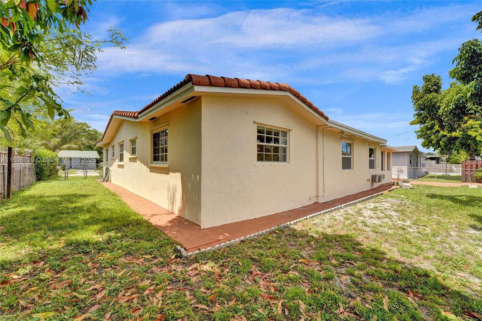 Small Image of 5861 NORTH WEST 18TH CT, Sunrise Number 63