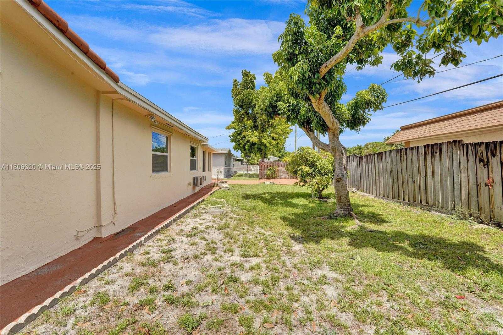 Small Image of 5861 NORTH WEST 18TH CT, Sunrise Number 64