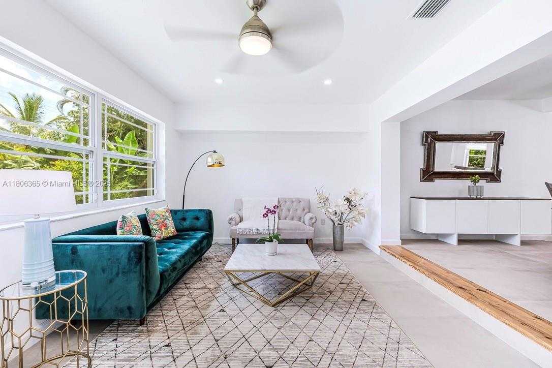 Small Image of 65 NORTH EAST 107TH ST, Miami Shores Number 10
