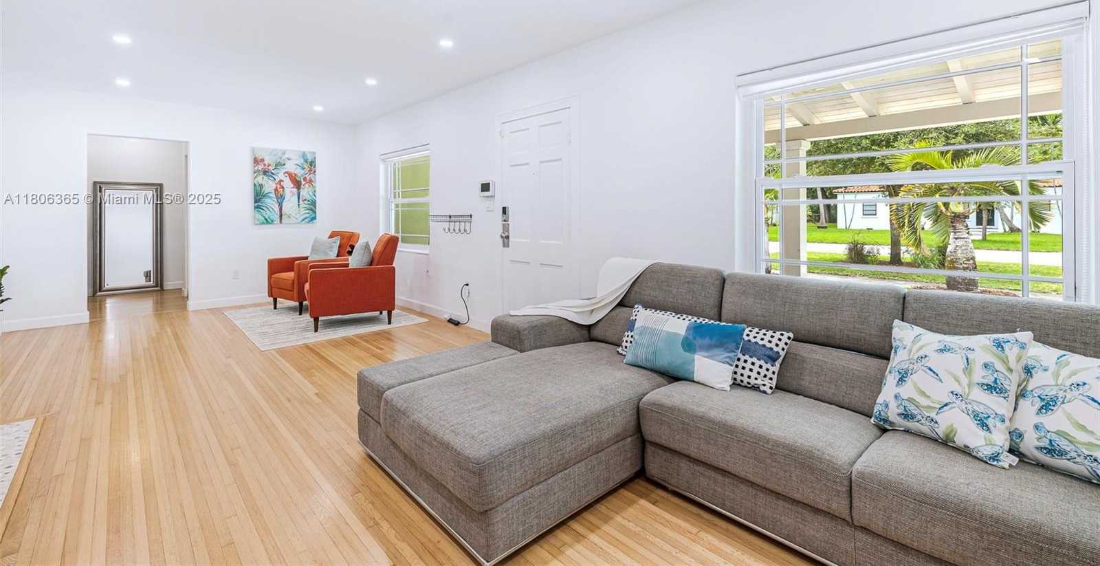 Small Image of 65 NORTH EAST 107TH ST, Miami Shores Number 19