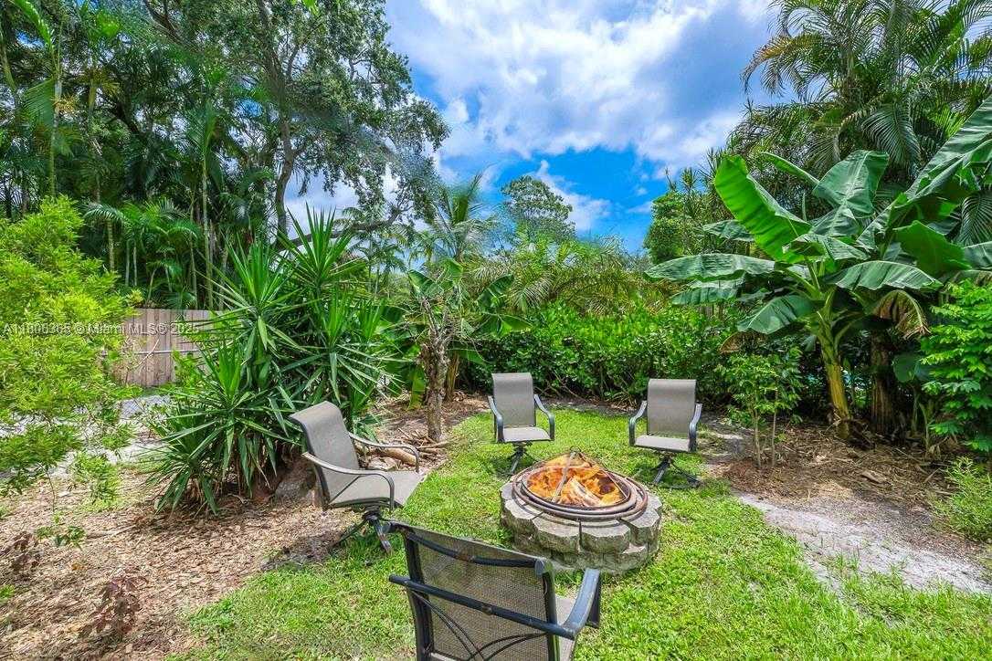 Small Image of 65 NORTH EAST 107TH ST, Miami Shores Number 27