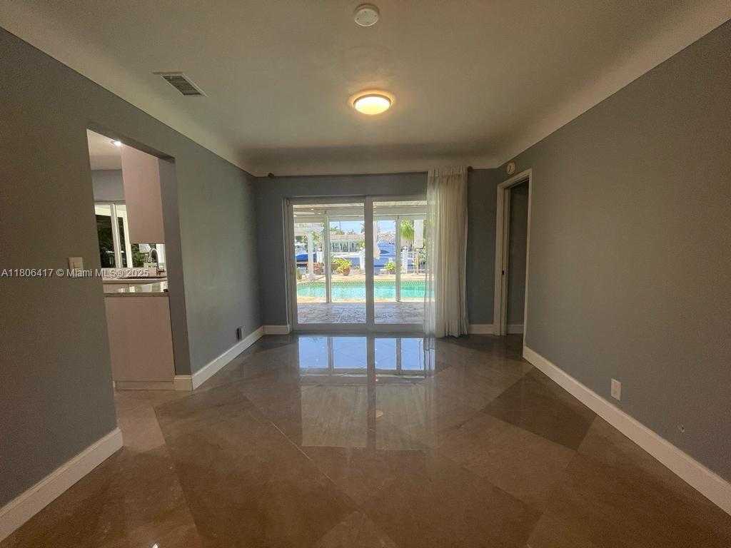Small Image of 2770 NORTH EAST 8TH CT, Pompano Beach Number 21