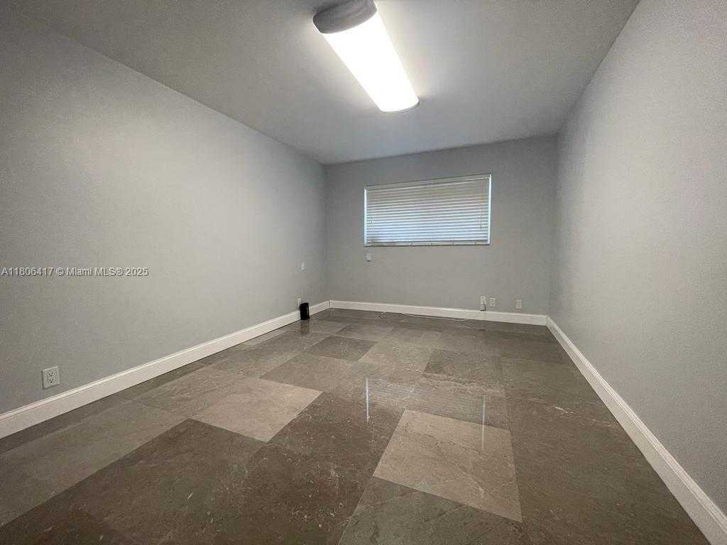 Small Image of 2770 NORTH EAST 8TH CT, Pompano Beach Number 23