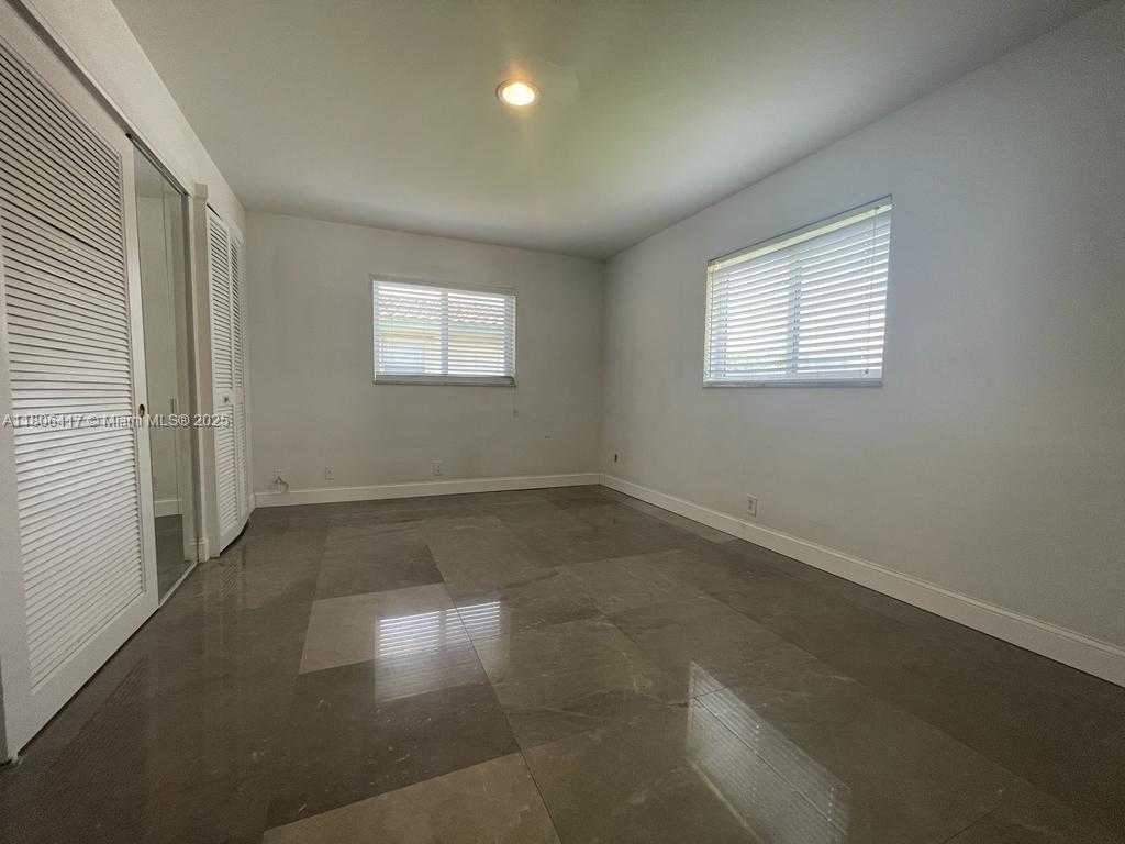 Small Image of 2770 NORTH EAST 8TH CT, Pompano Beach Number 27