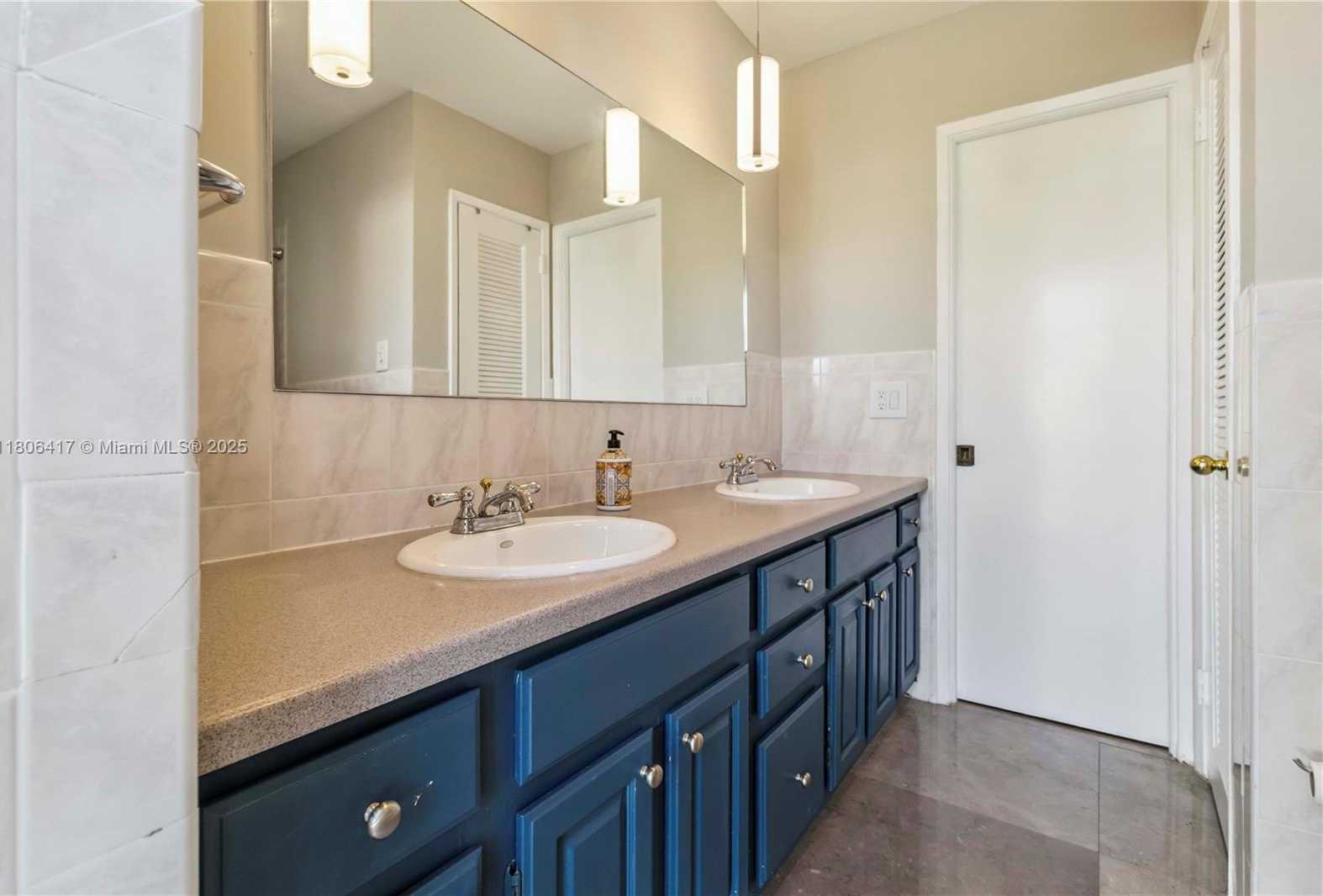 Small Image of 2770 NORTH EAST 8TH CT, Pompano Beach Number 42