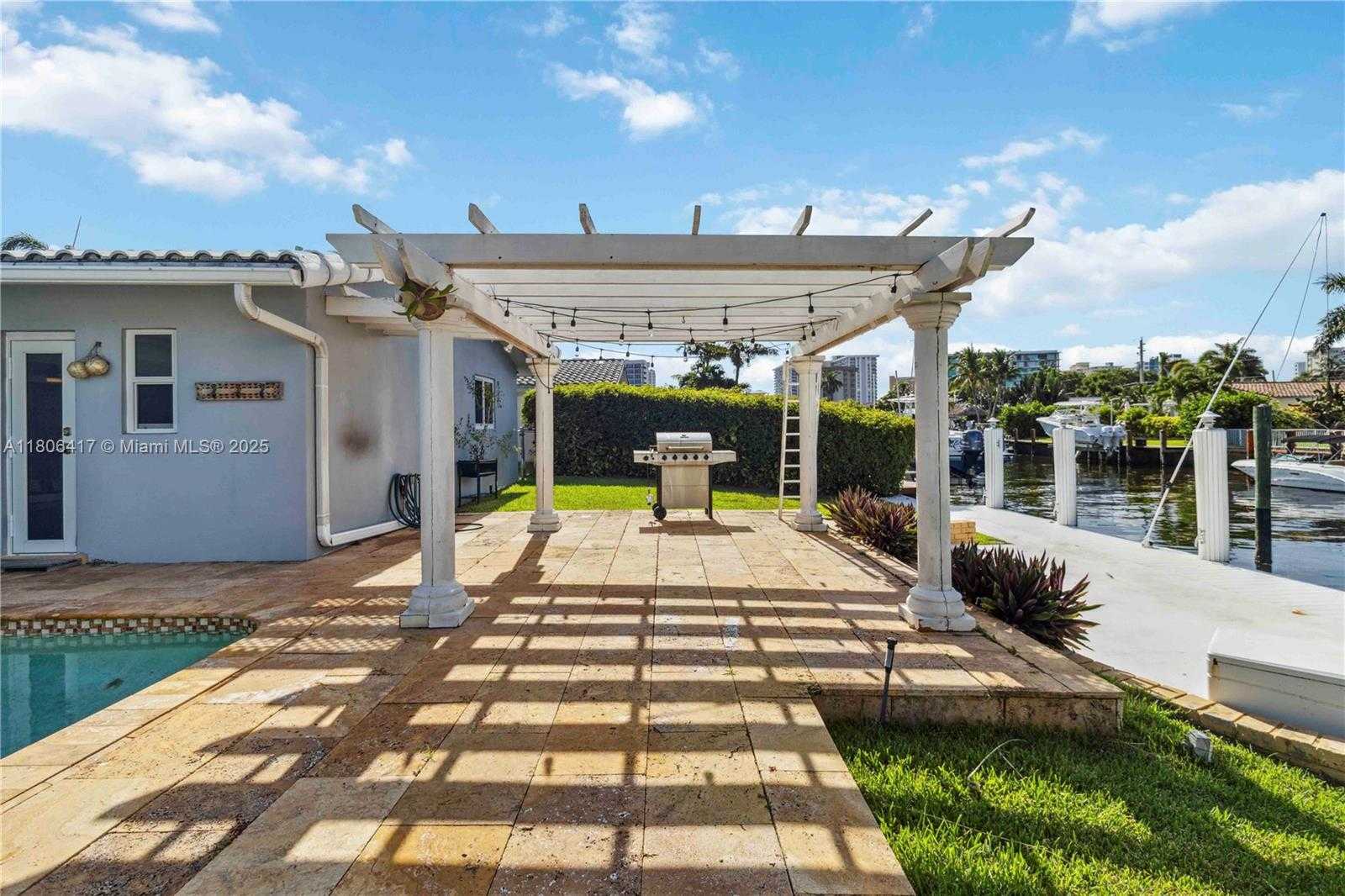 Small Image of 2770 NORTH EAST 8TH CT, Pompano Beach Number 47