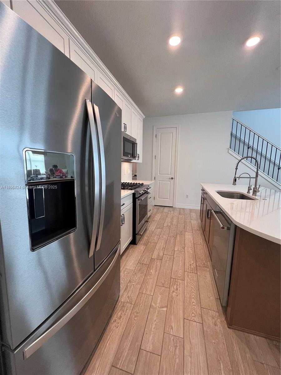 Small Image of 2814 PRIMROSE PL, Oakland Park Number 16