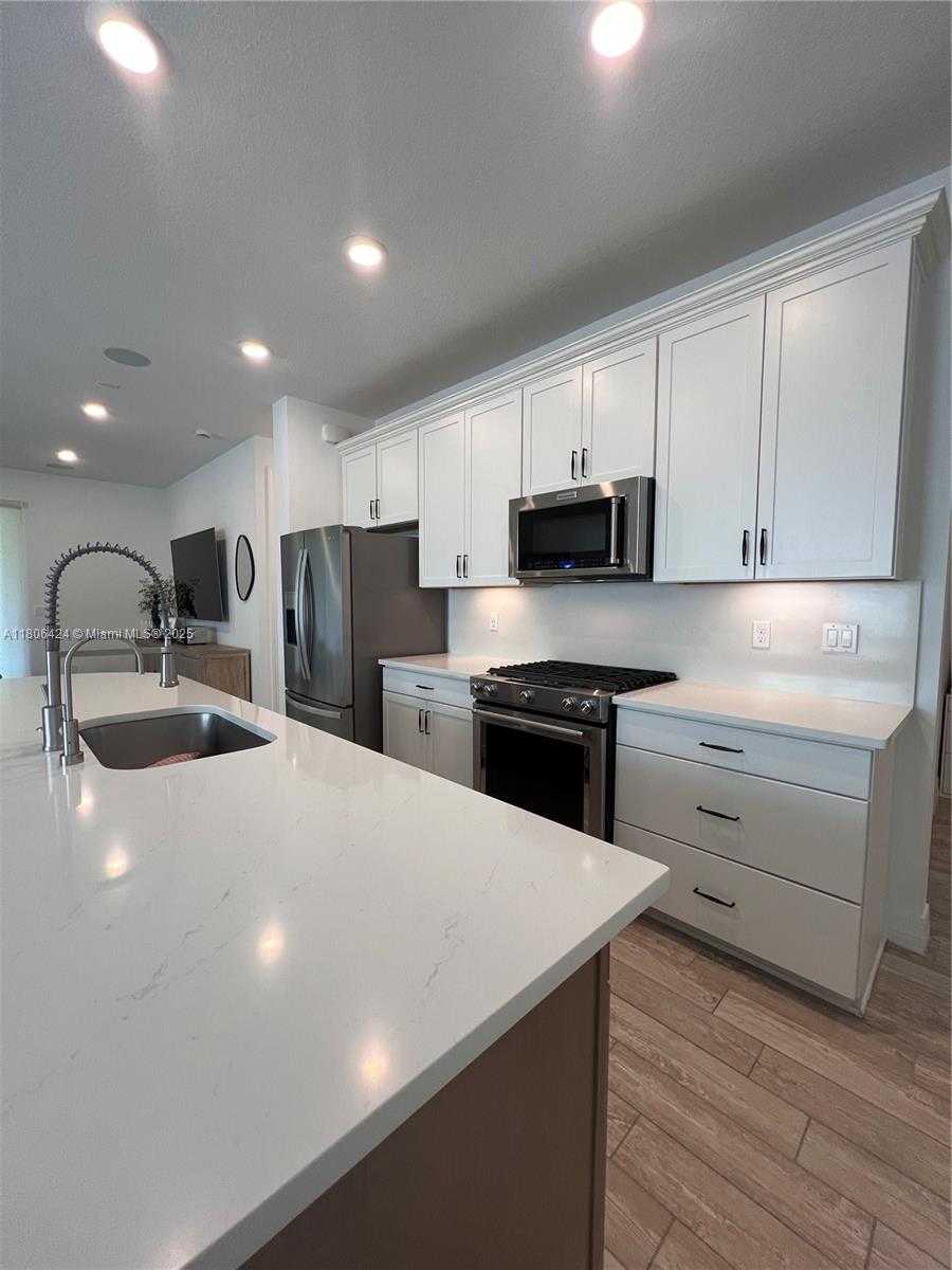 Small Image of 2814 PRIMROSE PL, Oakland Park Number 18