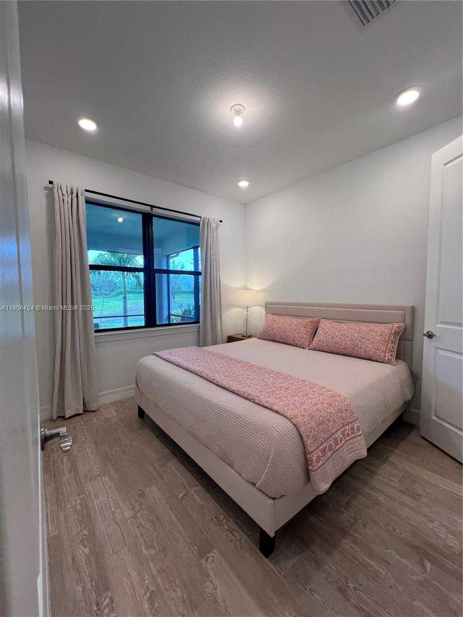 Small Image of 2814 PRIMROSE PL, Oakland Park Number 23