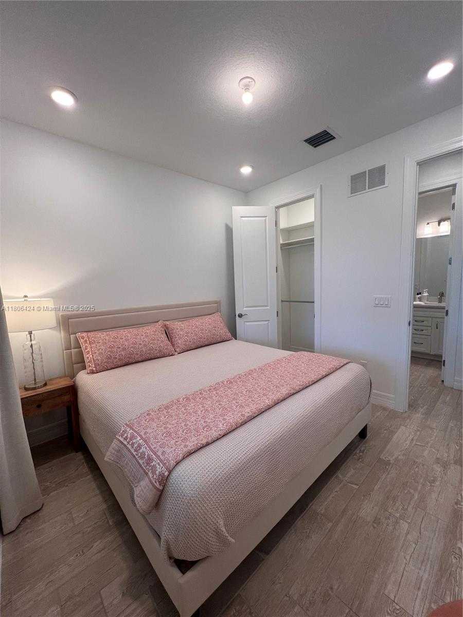 Small Image of 2814 PRIMROSE PL, Oakland Park Number 25