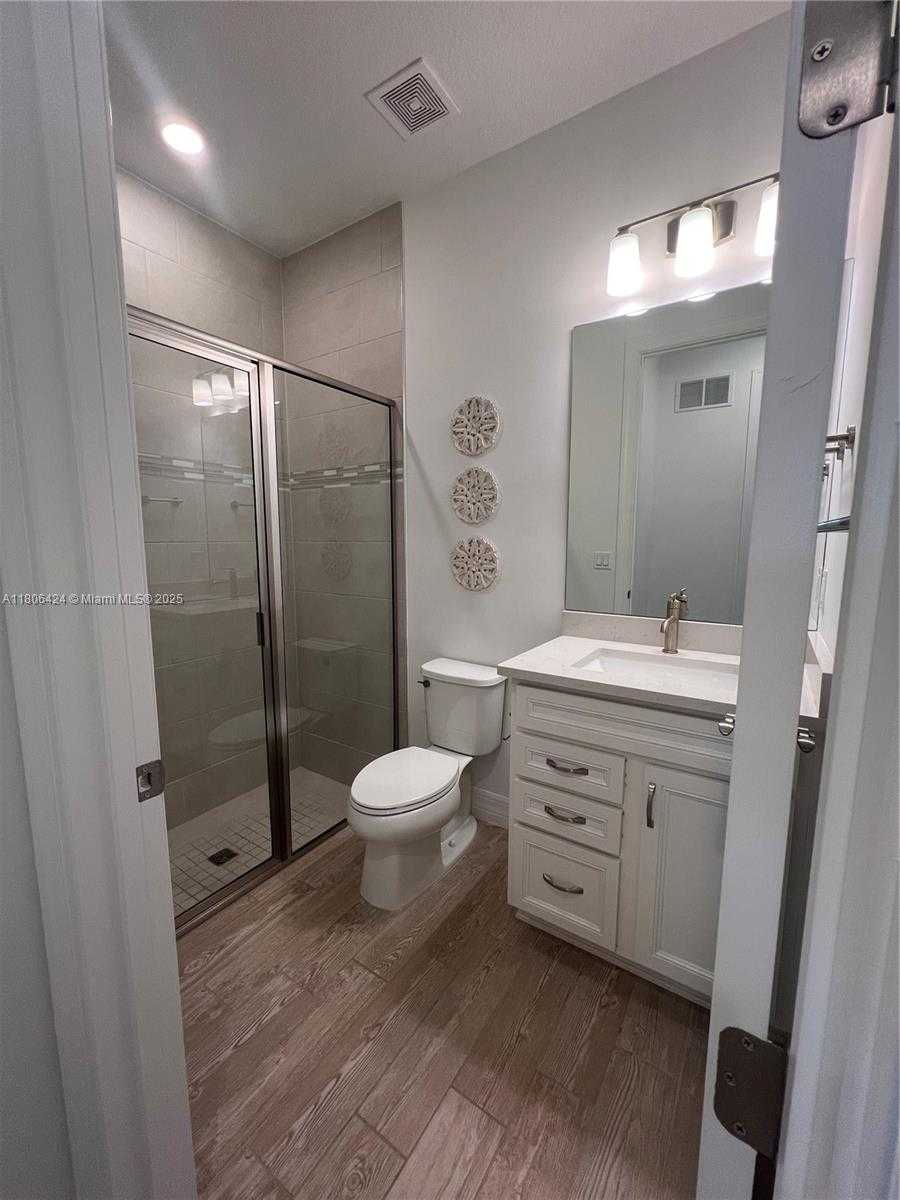 Small Image of 2814 PRIMROSE PL, Oakland Park Number 27