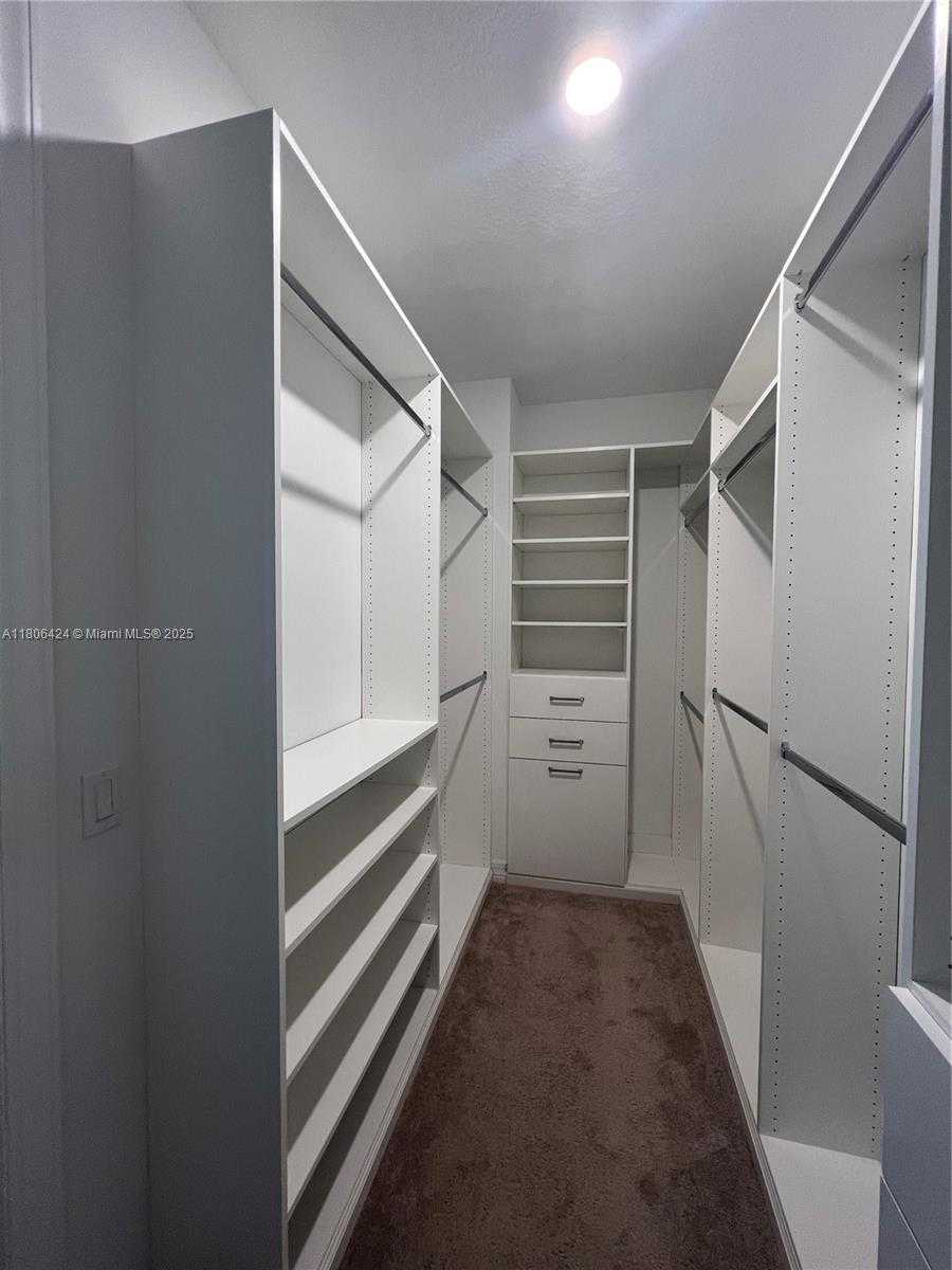 Small Image of 2814 PRIMROSE PL, Oakland Park Number 32