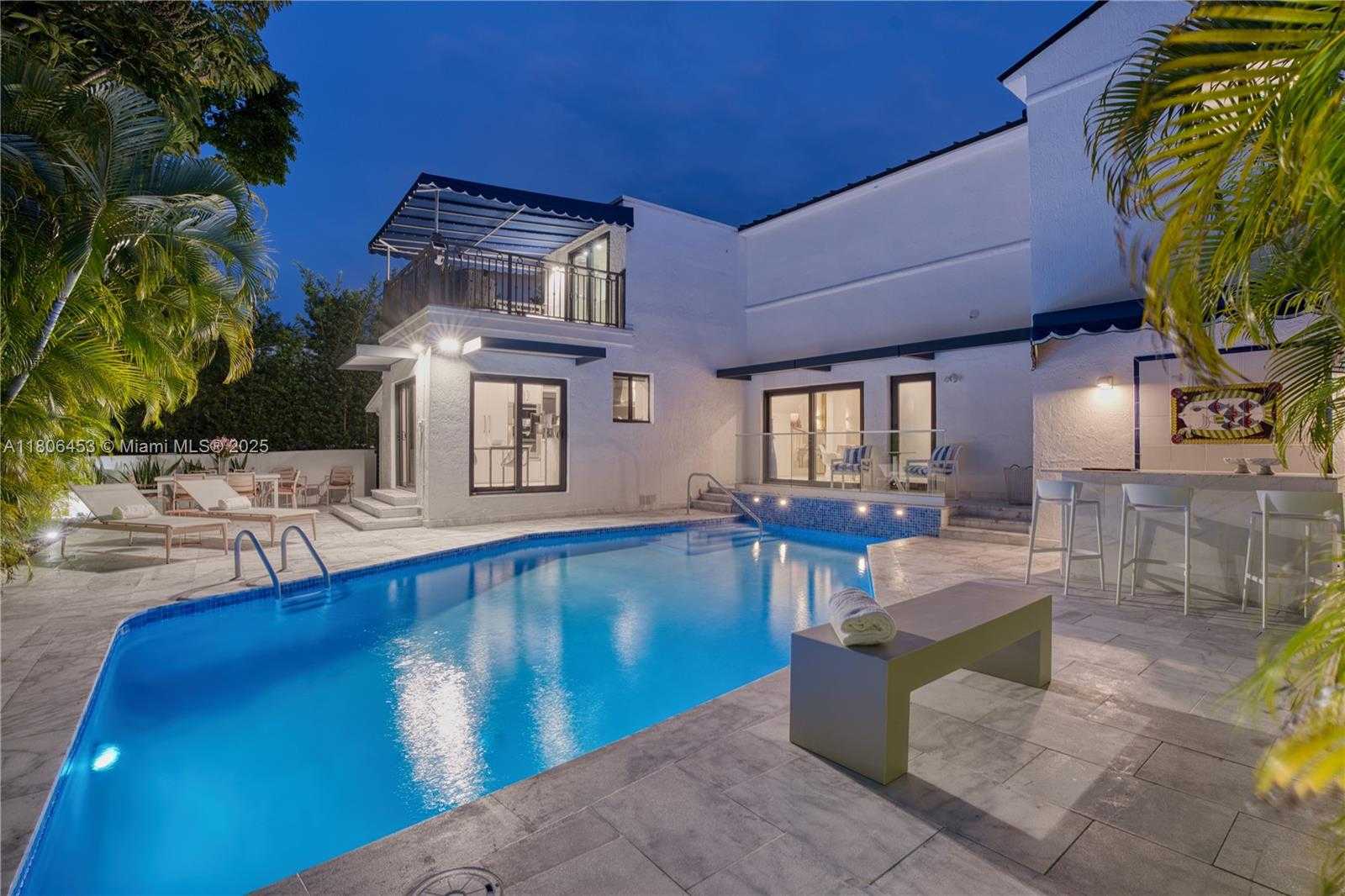 Small Image of 5970 ALTON RD, Miami Beach Number 13