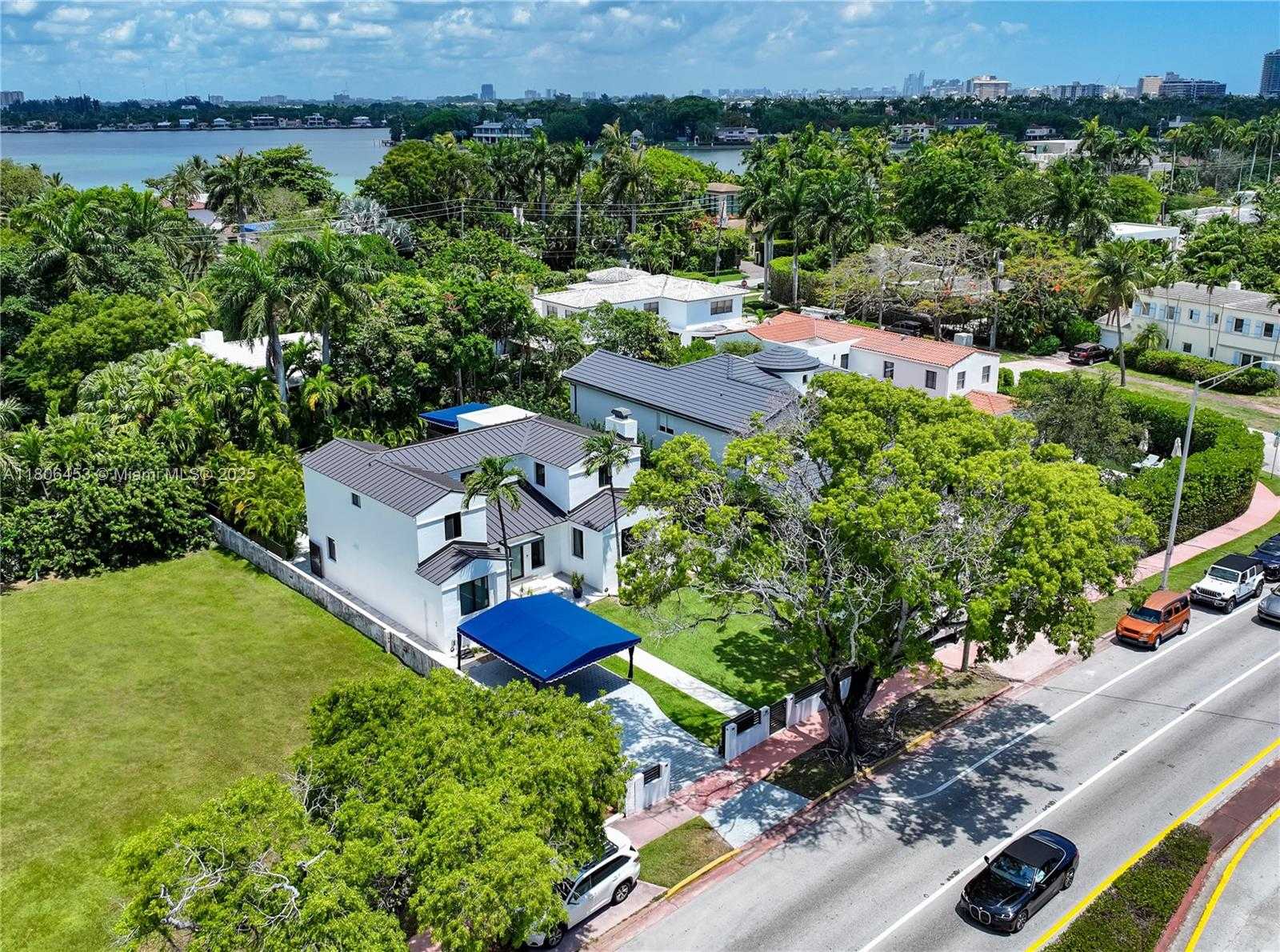 Small Image of 5970 ALTON RD, Miami Beach Number 36