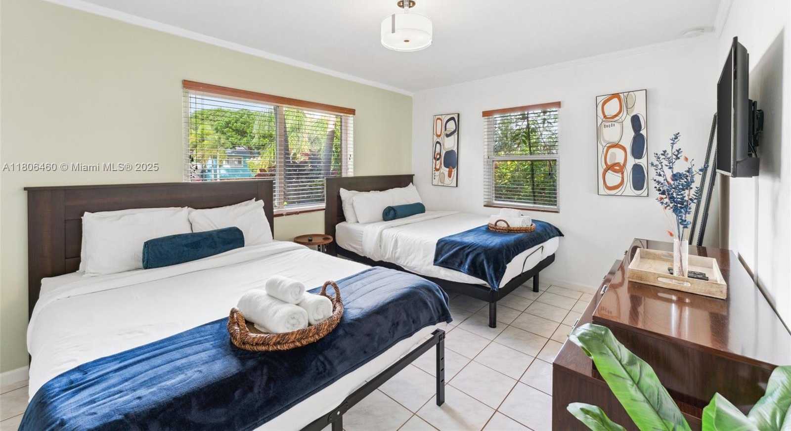 Small Image of 37 SOUTH WEST 11, Dania Beach Number 14