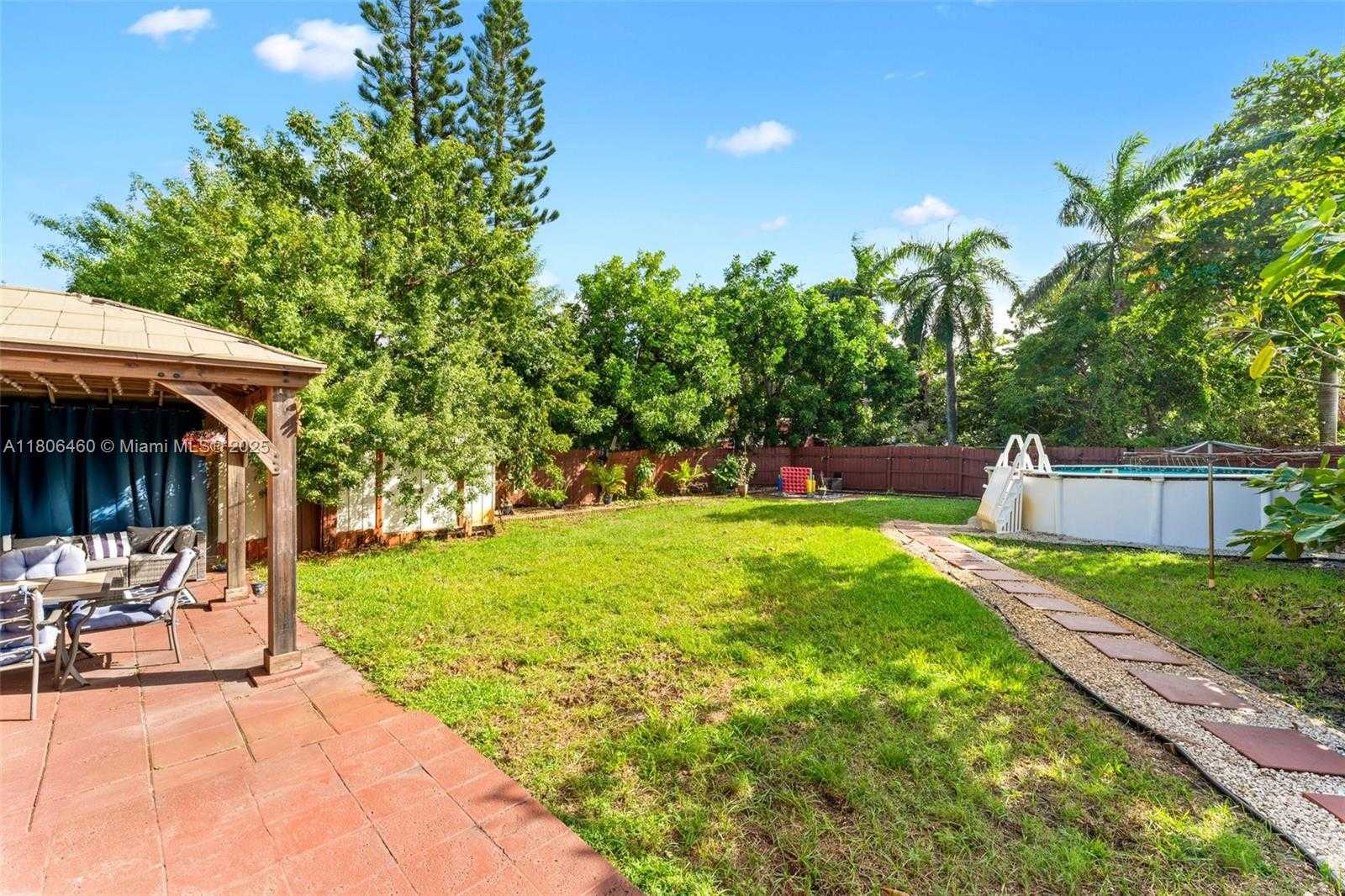 Small Image of 37 SOUTH WEST 11, Dania Beach Number 16