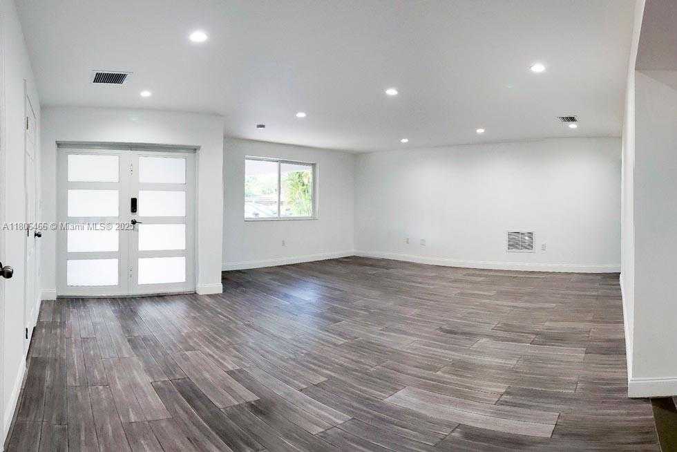 Small Image of 6634 SOUTH WEST 76TH TER, South Miami Number 19