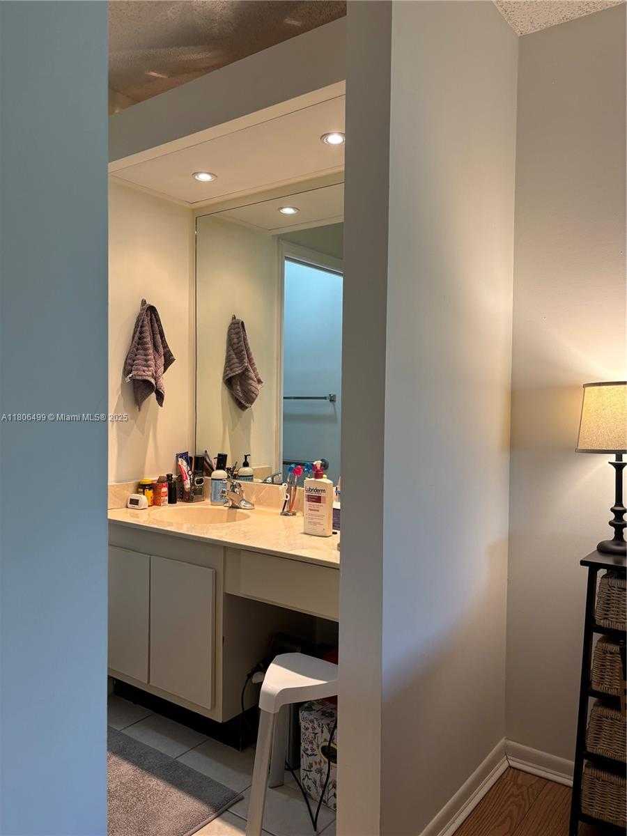 Small Image of 12299 COUNTRY GREENS BLVD, Boynton Beach Number 17