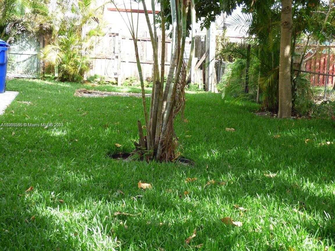 Small Image of 2507 NORTH 66TH AVE, Hollywood Number 15