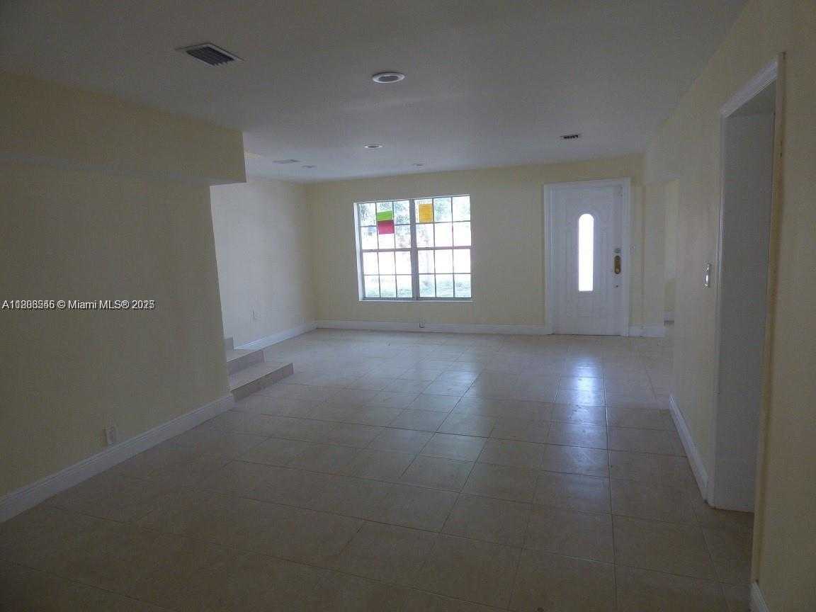 Small Image of 2507 NORTH 66TH AVE, Hollywood Number 16