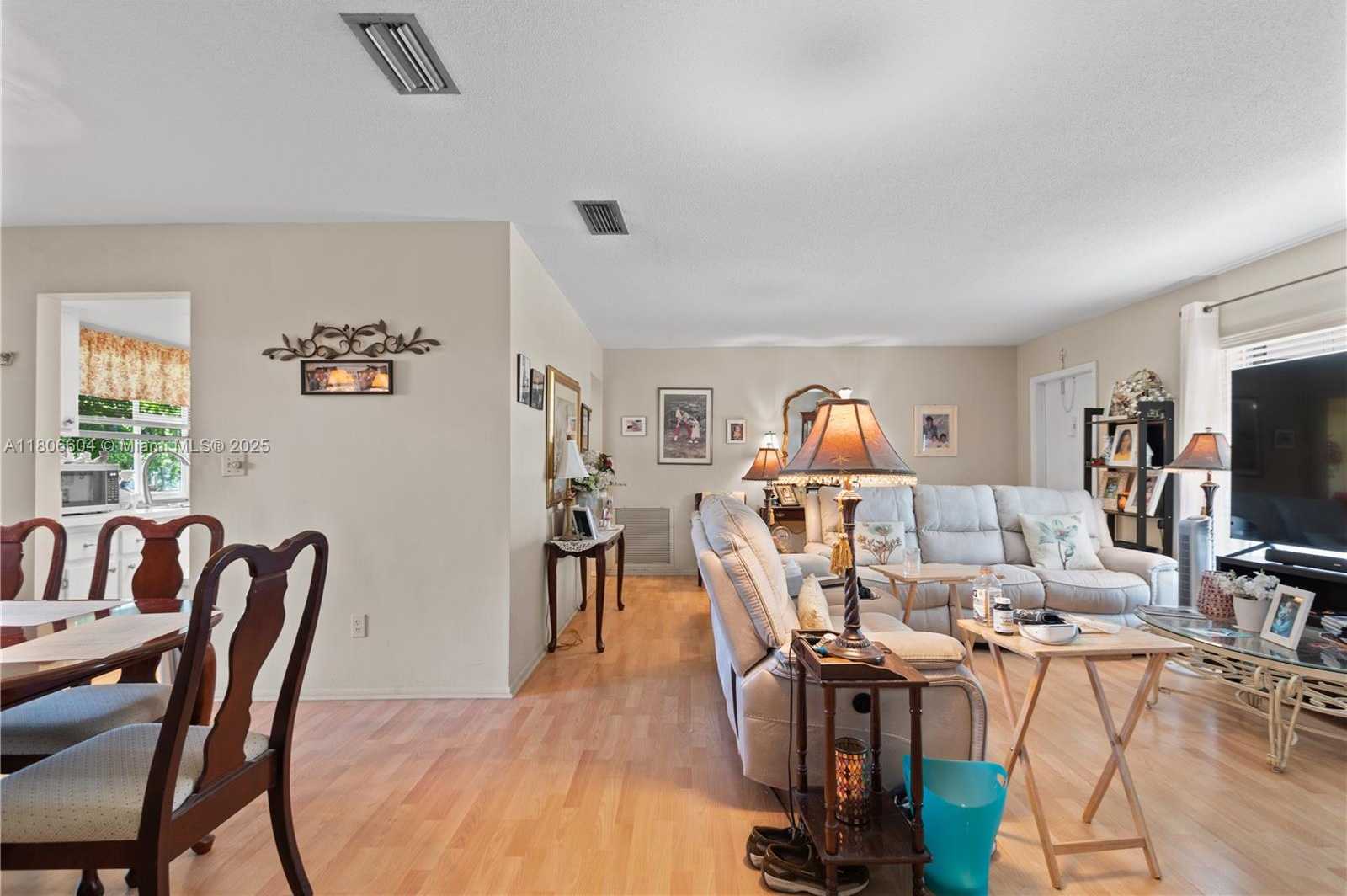 Small Image of 1090 NORTH WEST 66TH TER, Margate Number 4