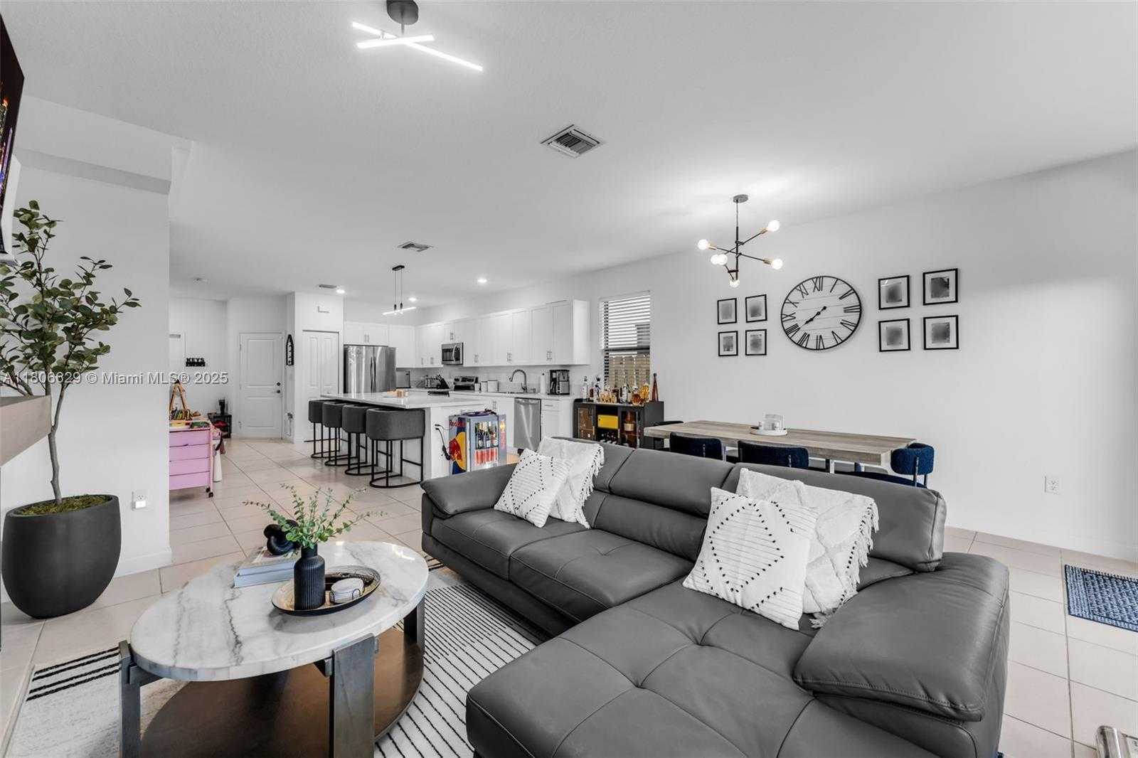 Small Image of 25565 SOUTH WEST 109TH AVE, Homestead Number 9