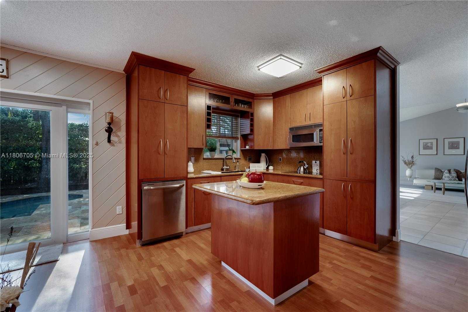 Small Image of 11362 SOUTH WEST 129TH CT, Miami Number 10