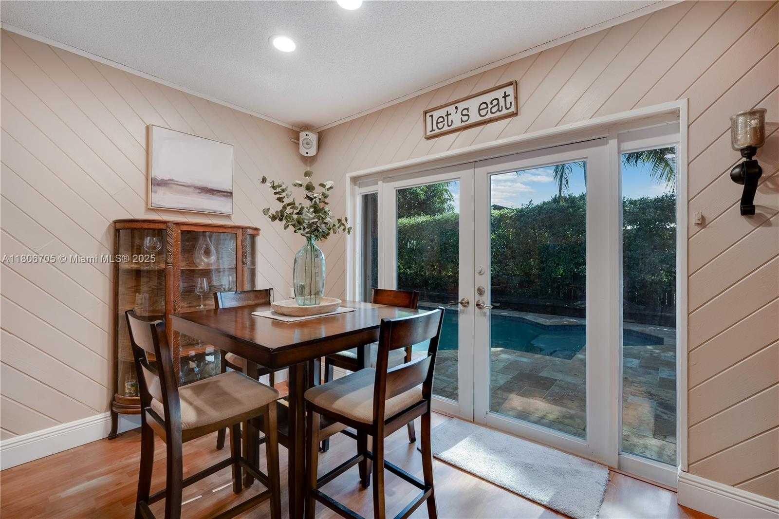 Small Image of 11362 SOUTH WEST 129TH CT, Miami Number 13