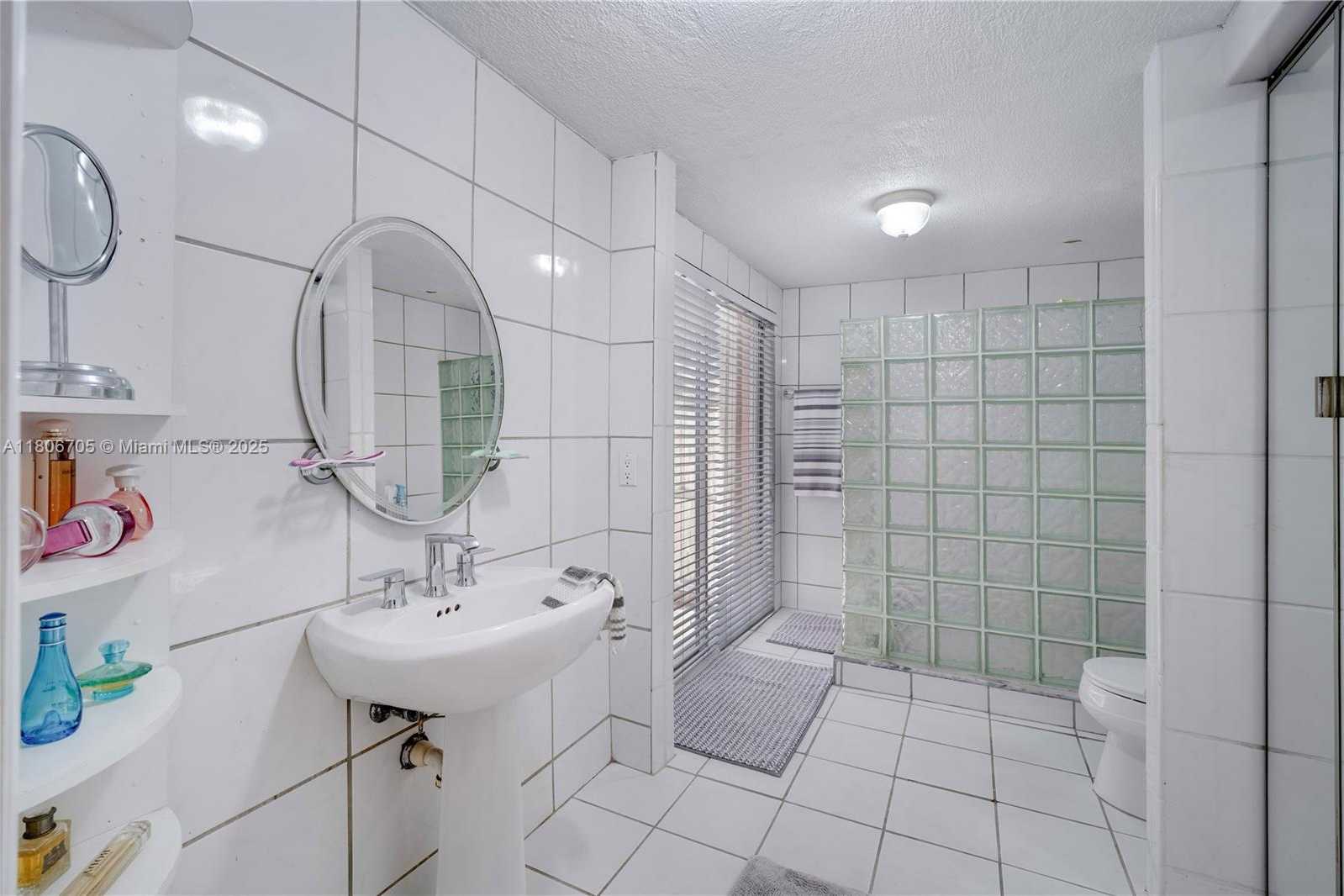 Small Image of 11362 SOUTH WEST 129TH CT, Miami Number 19