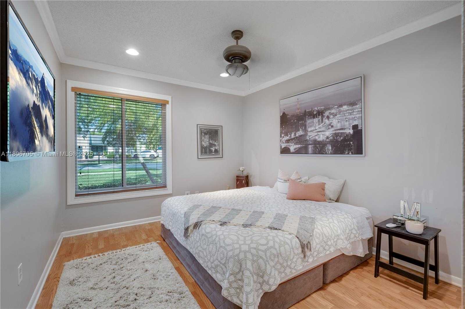 Small Image of 11362 SOUTH WEST 129TH CT, Miami Number 23