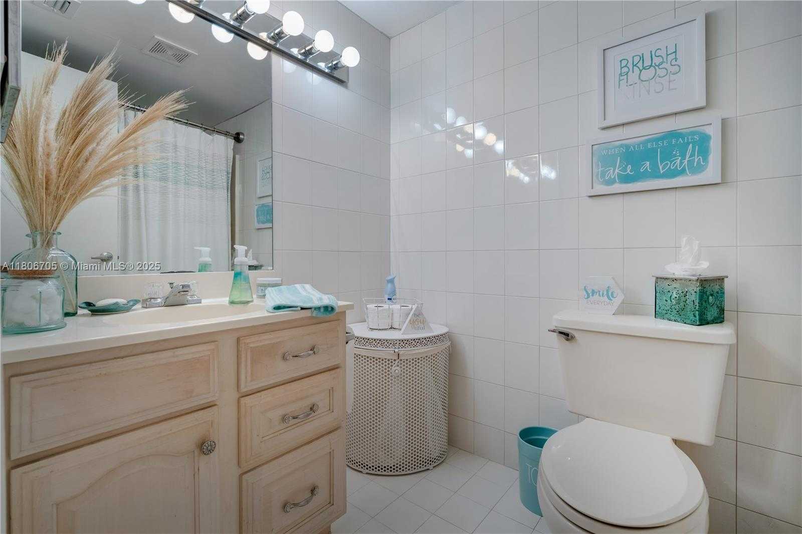 Small Image of 11362 SOUTH WEST 129TH CT, Miami Number 25