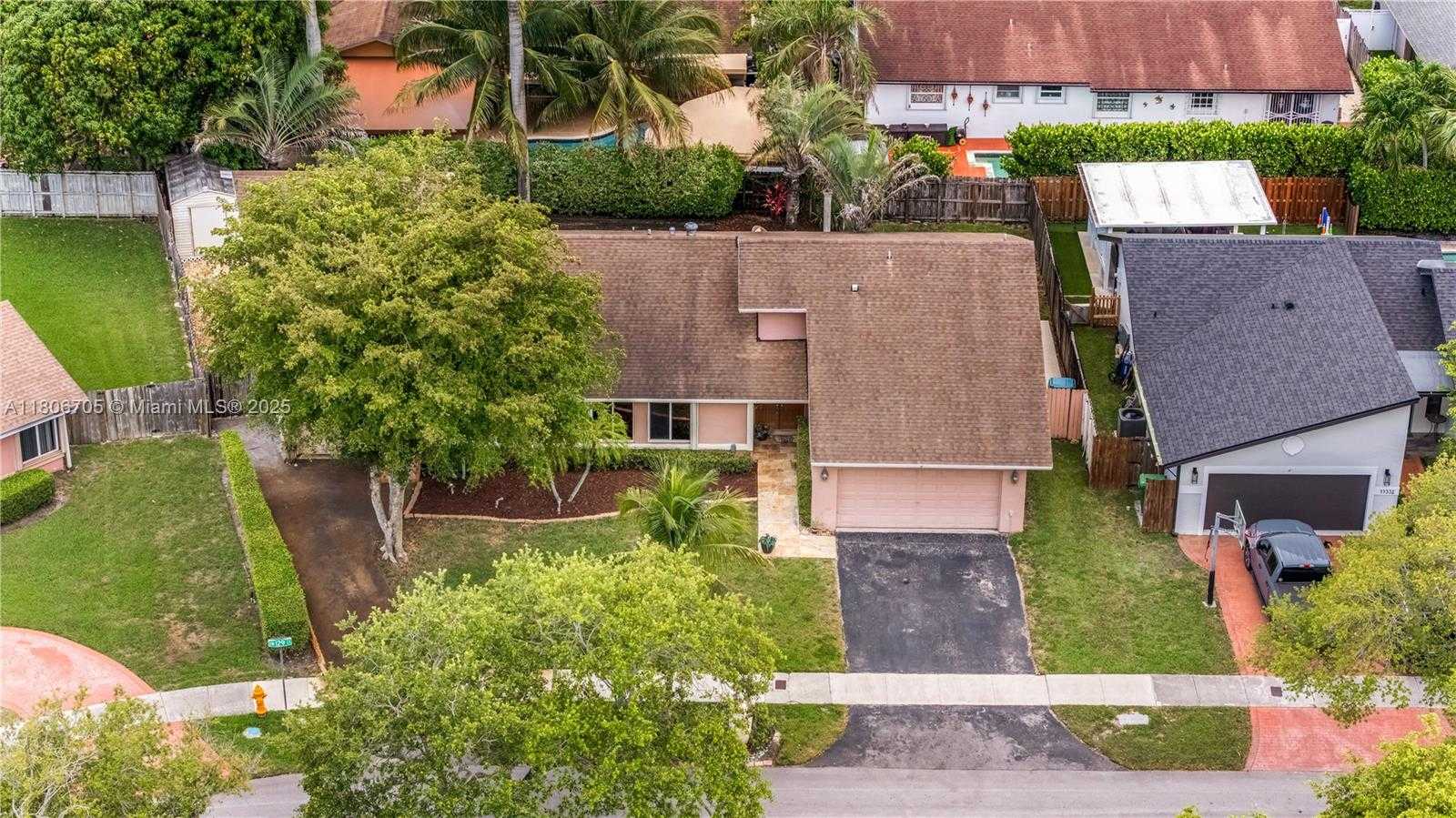 Small Image of 11362 SOUTH WEST 129TH CT, Miami Number 40