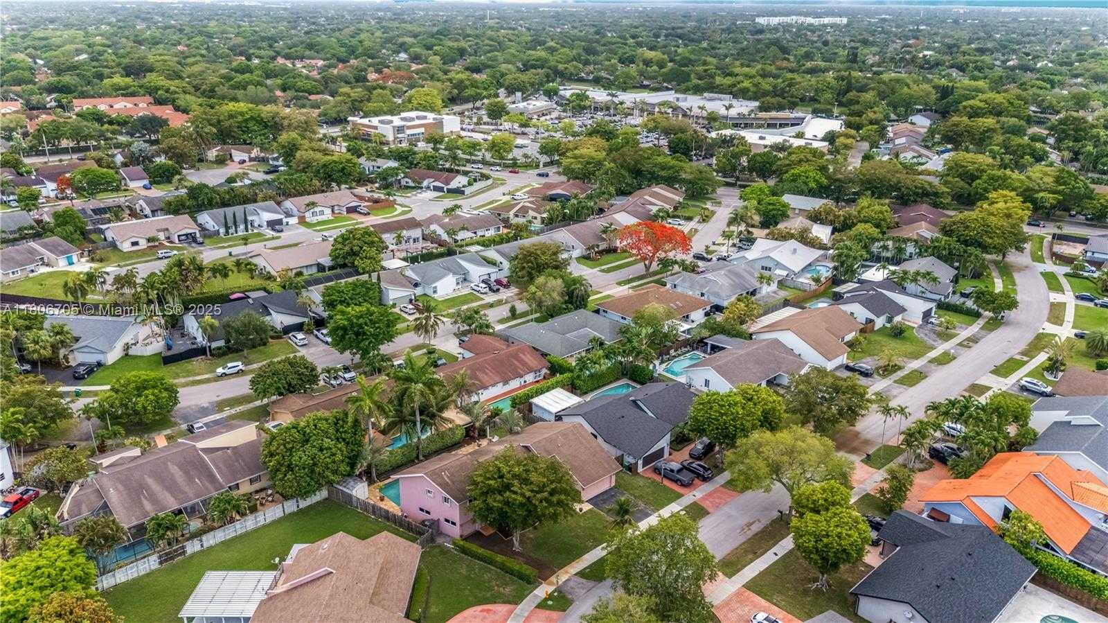 Small Image of 11362 SOUTH WEST 129TH CT, Miami Number 49