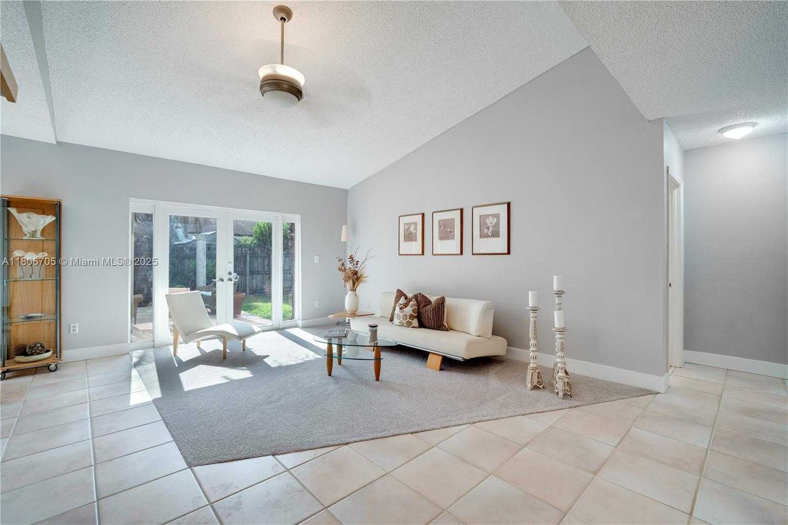 Small Image of 11362 SOUTH WEST 129TH CT, Miami Number 5