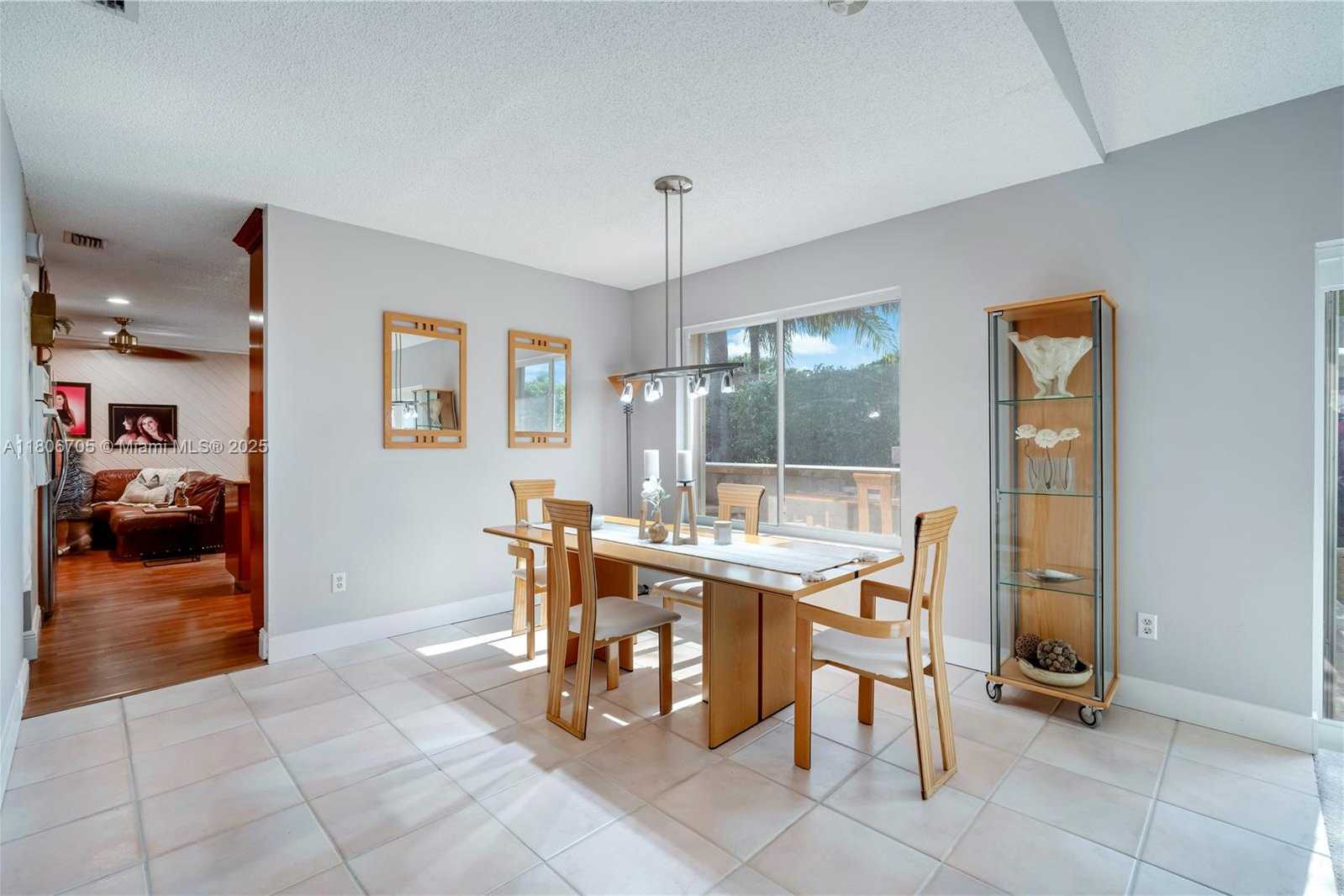 Small Image of 11362 SOUTH WEST 129TH CT, Miami Number 8