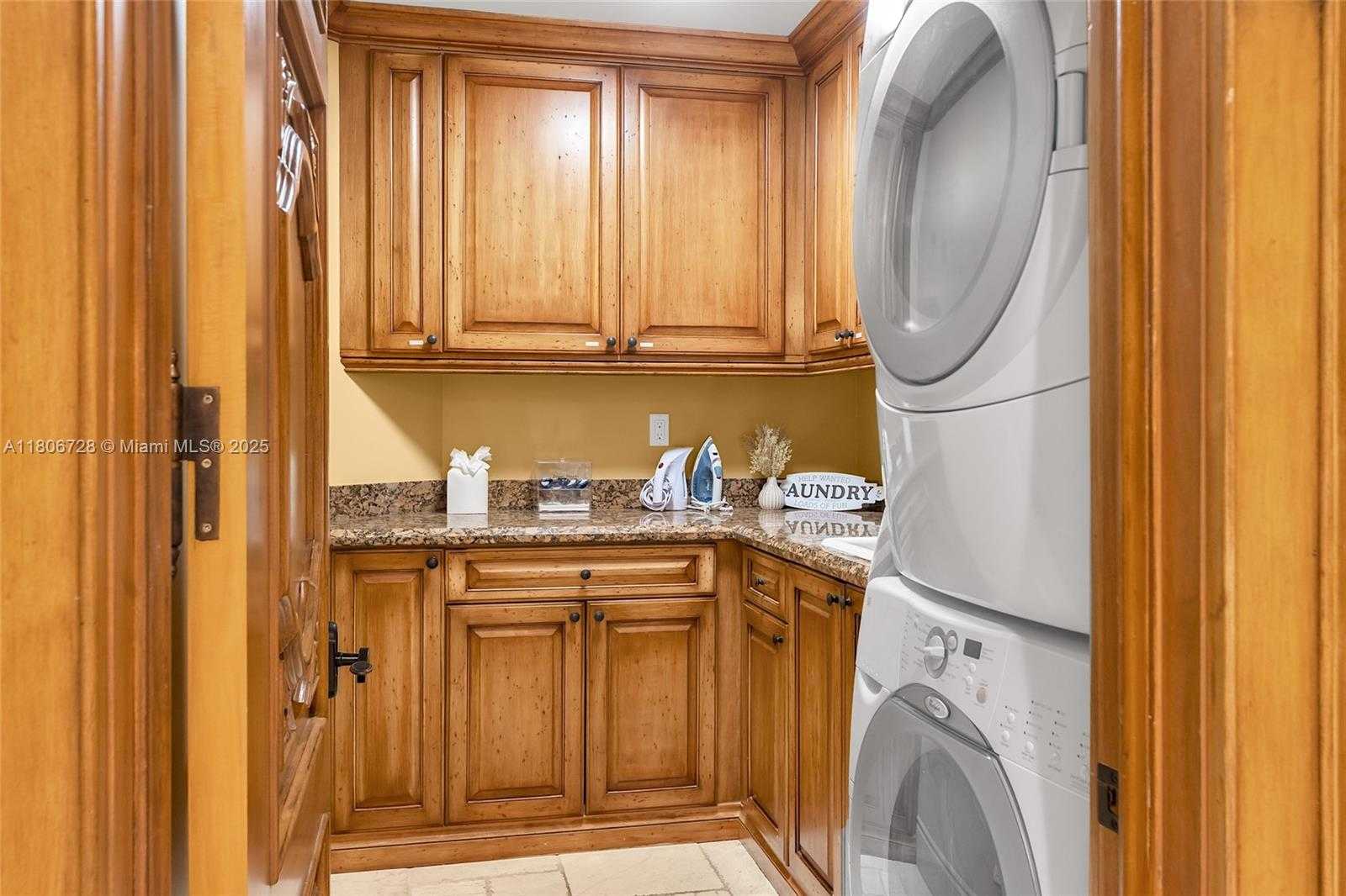 Small Image of 1011 RHODES VILLA AVE, Delray Beach Number 46
