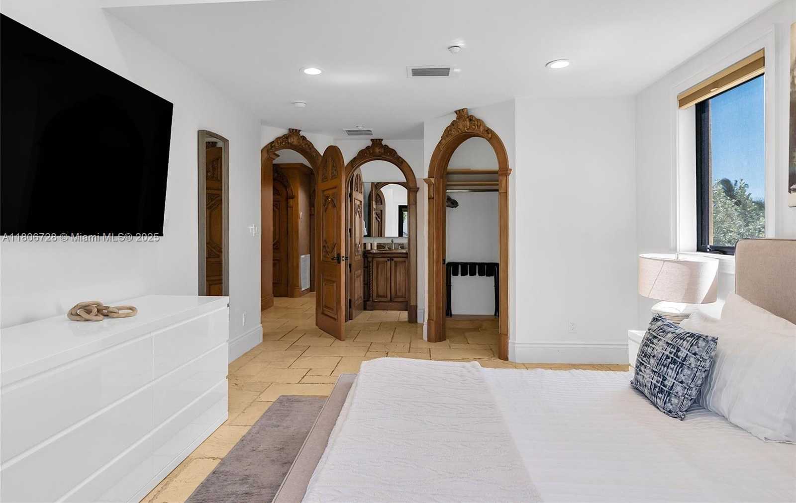 Small Image of 1011 RHODES VILLA AVE, Delray Beach Number 48