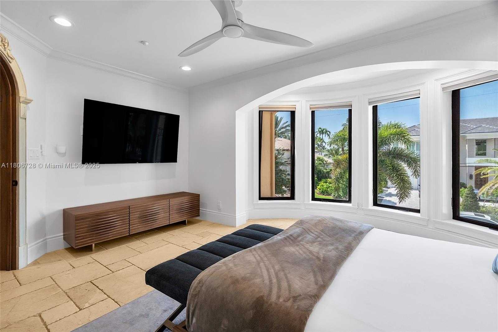 Small Image of 1011 RHODES VILLA AVE, Delray Beach Number 53
