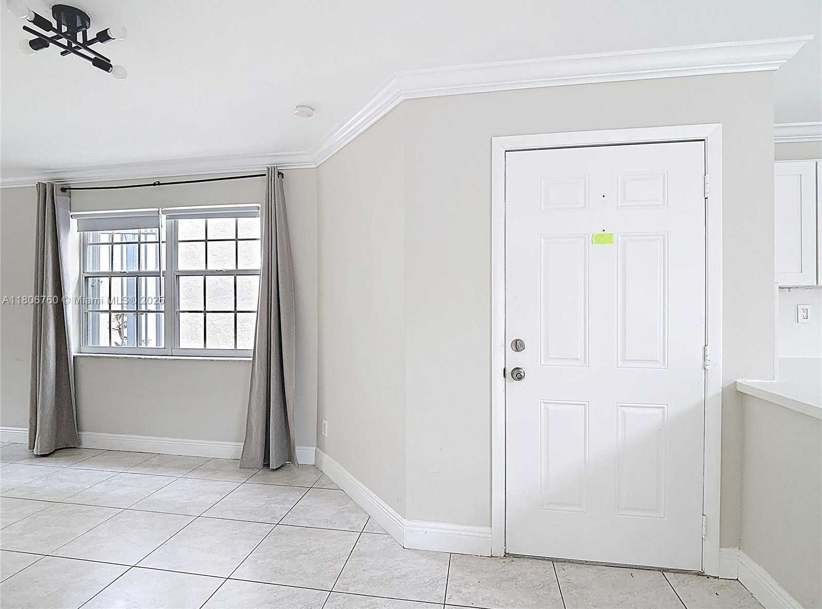 Small Image of 10764 LENOX RD, Cooper City Number 10