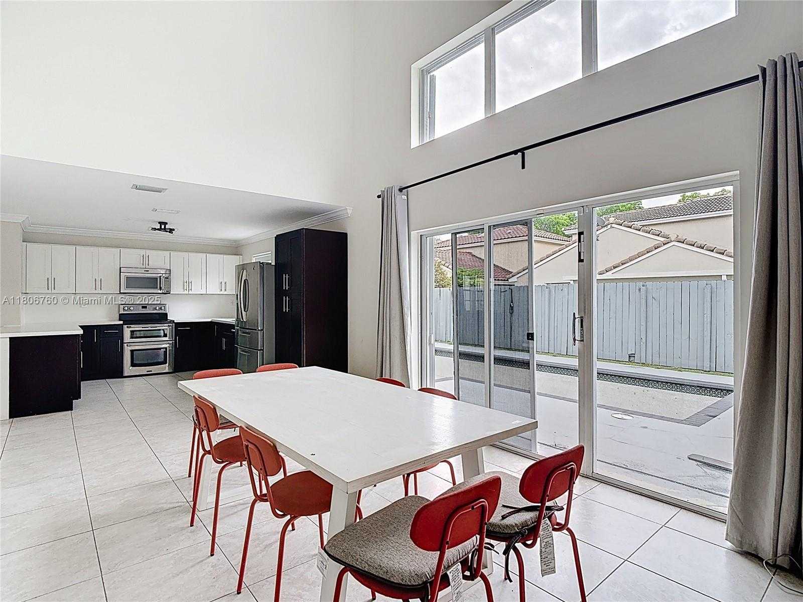 Small Image of 10764 LENOX RD, Cooper City Number 21
