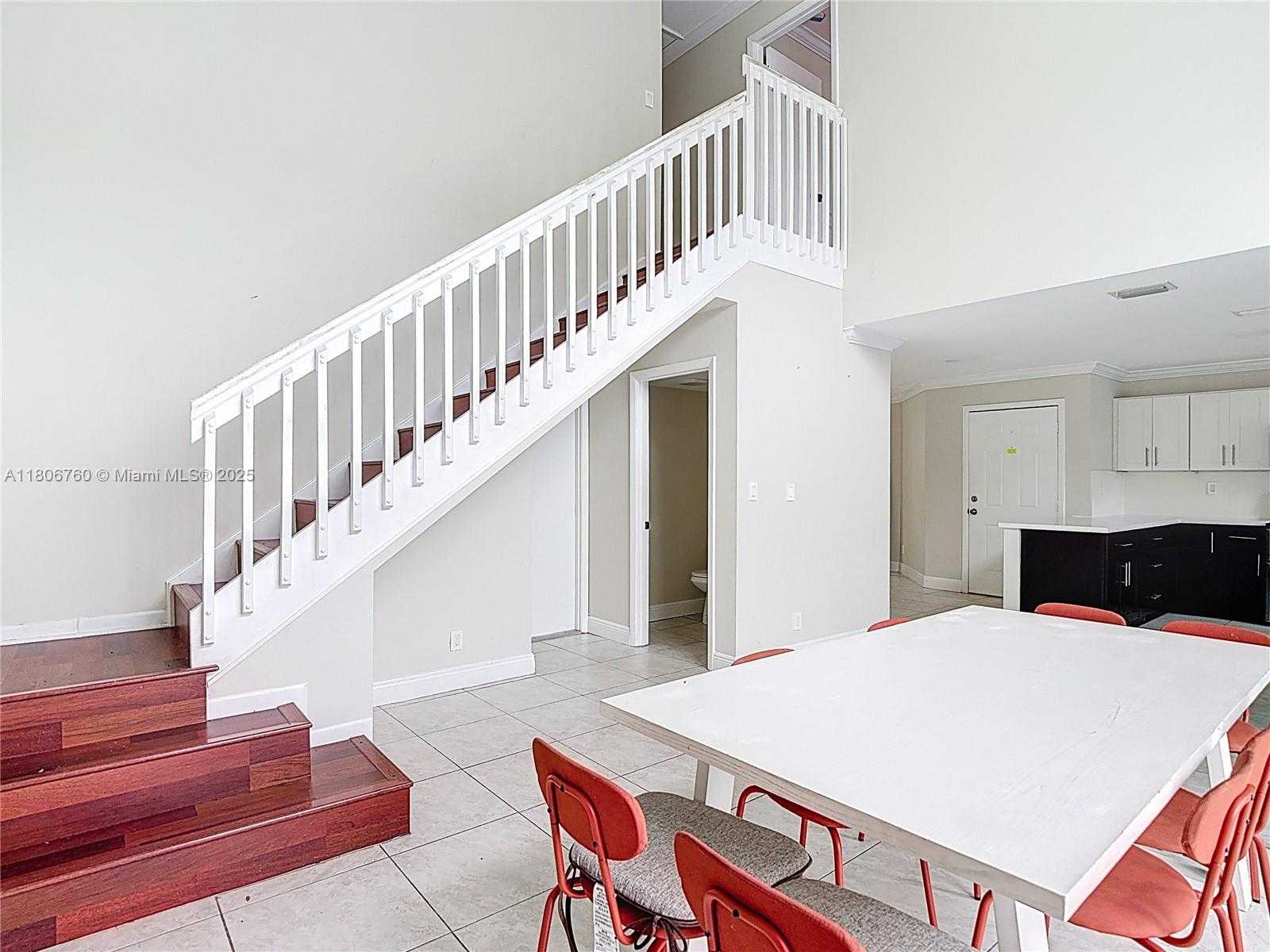 Small Image of 10764 LENOX RD, Cooper City Number 22