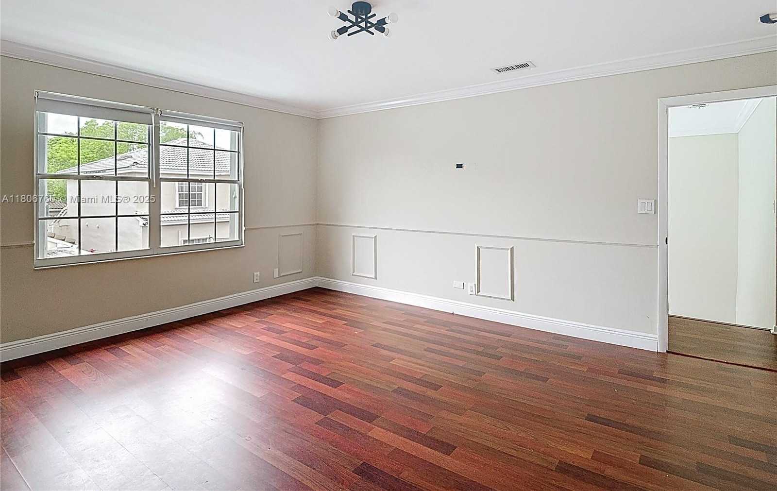 Small Image of 10764 LENOX RD, Cooper City Number 27