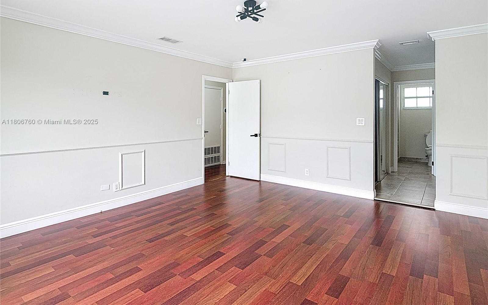Small Image of 10764 LENOX RD, Cooper City Number 36